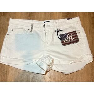 AI AUTHENTIC ICON  White Flag Rebel Girl Red Star Denim American Idol Shorts  28